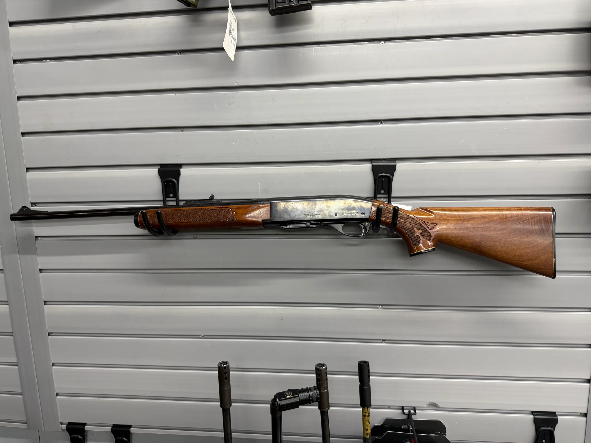 REMINGTON 742 Woodsmaster (Used)