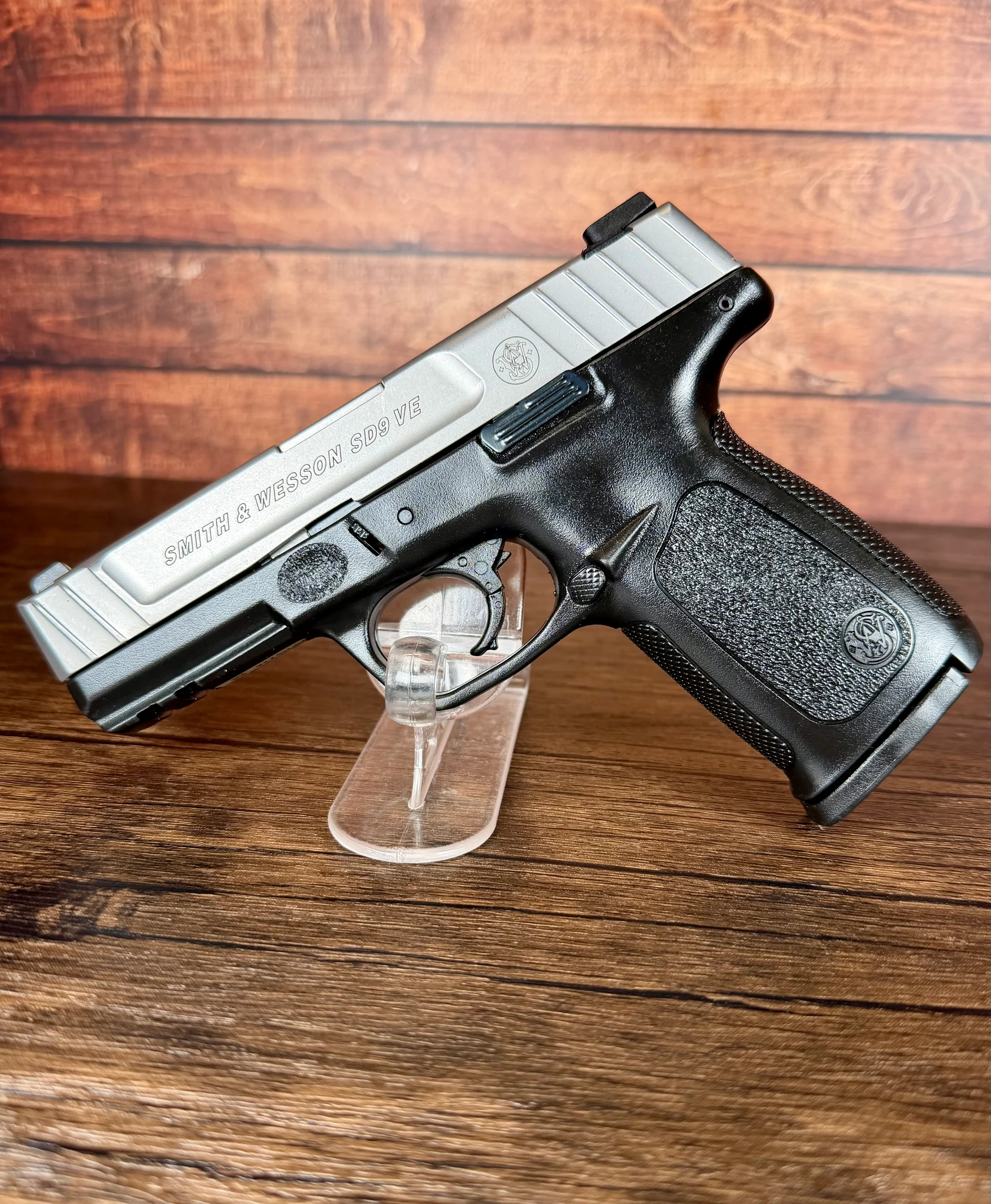 SMITH & WESSON S&W Two-Tone SD9VE (Used)