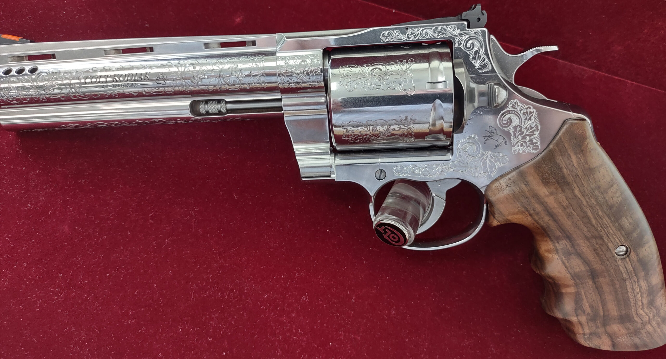 Colt Kodiak 44 Magnum 6" Revolver