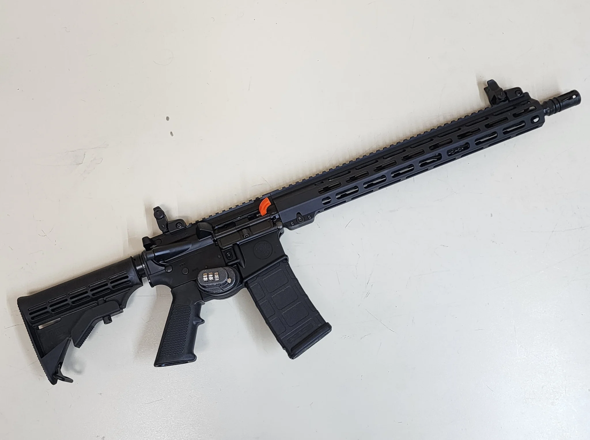 SMITH & WESSON M&P15 (Used)
