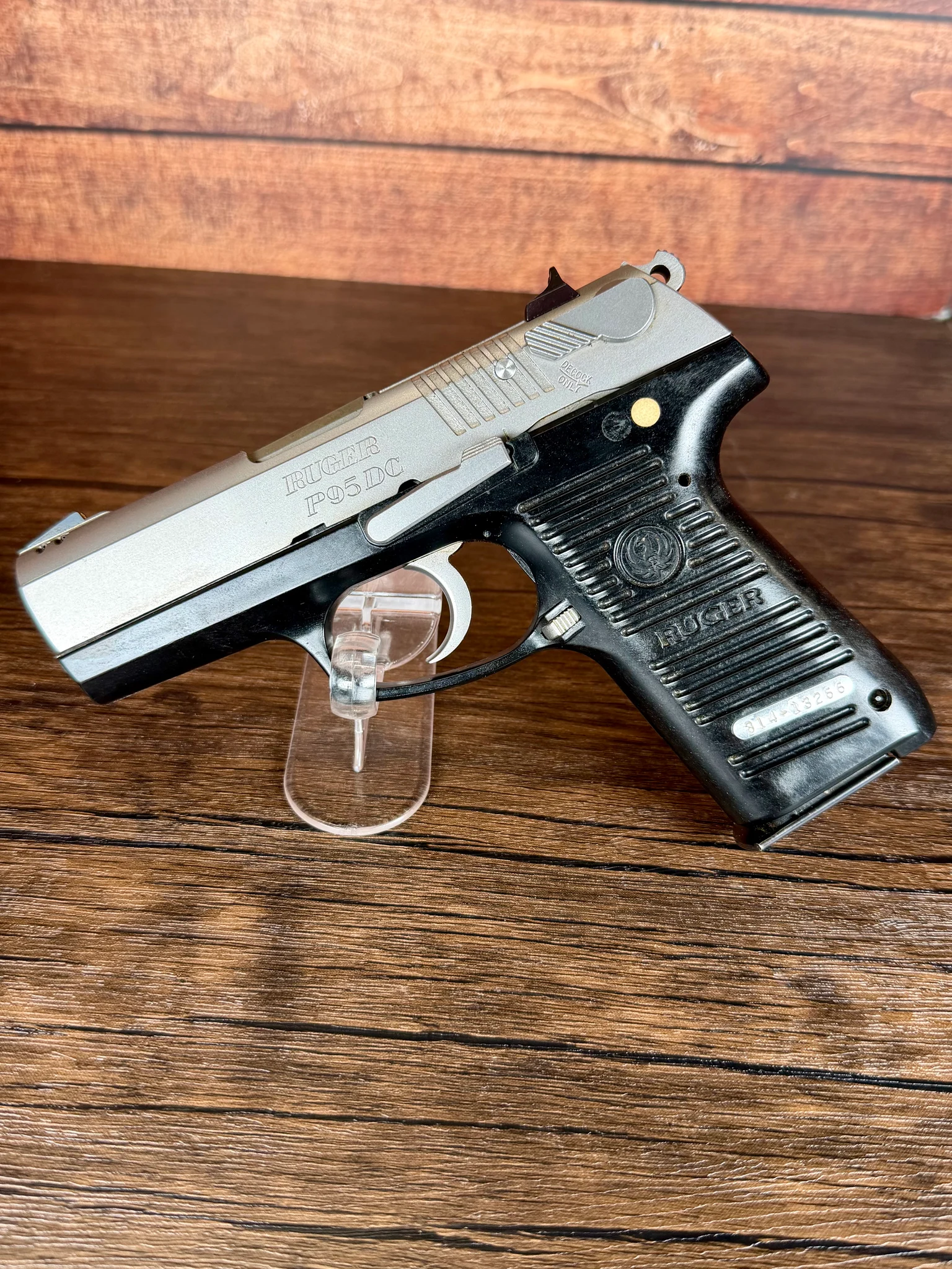 RUGER P95DC 9mm 3.9" Two-Tone Stainless P95 DC (Used)