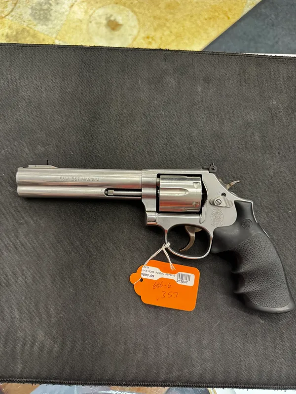 SMITH & WESSON 686-6 (Used)