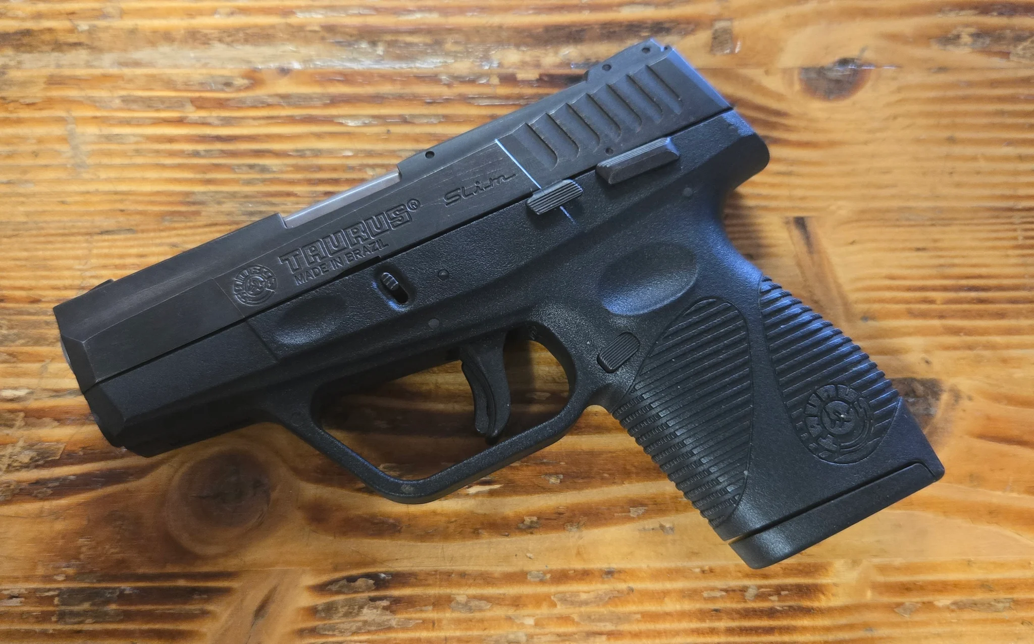 TAURUS PT709 (Used)