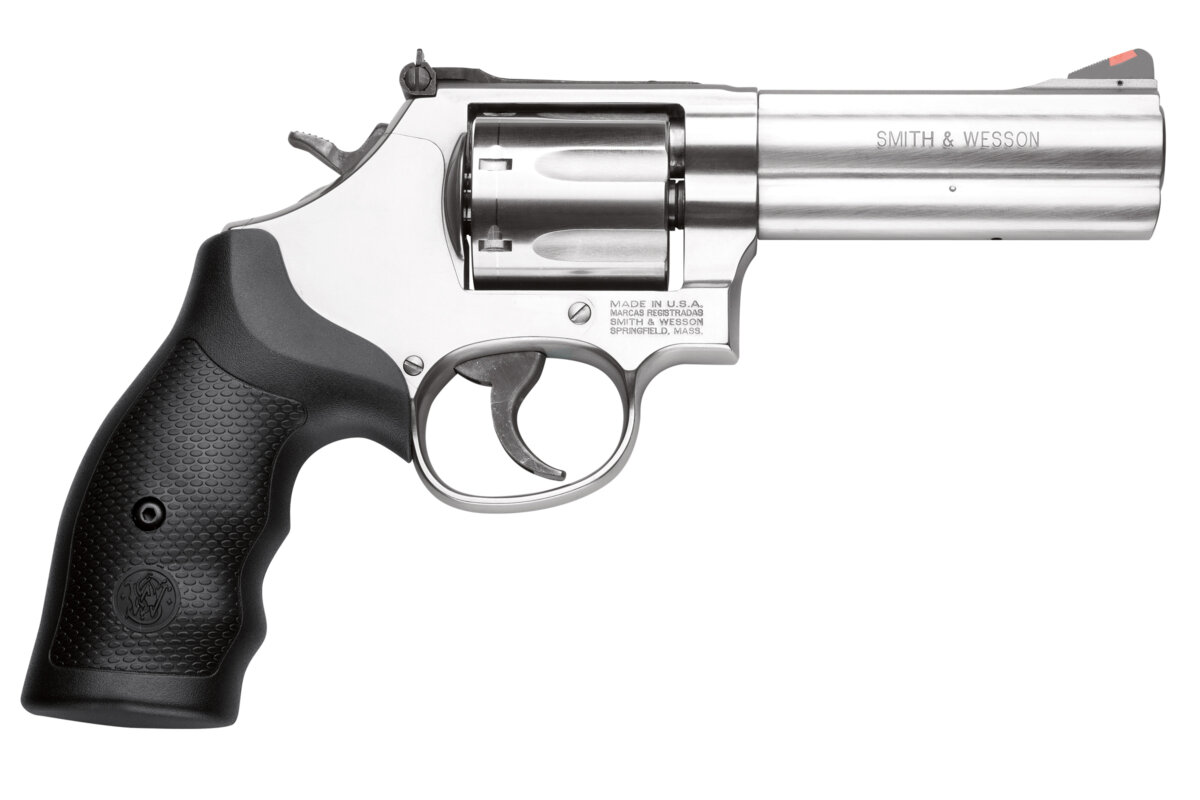 Smith and Wesson 686 PLUS 357MAG 4" SS 7RD AS 164194  DIST COMBAT MAGNUM