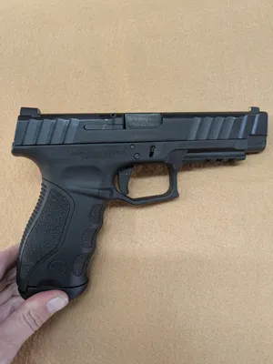 STOEGER STR-9F (Used)